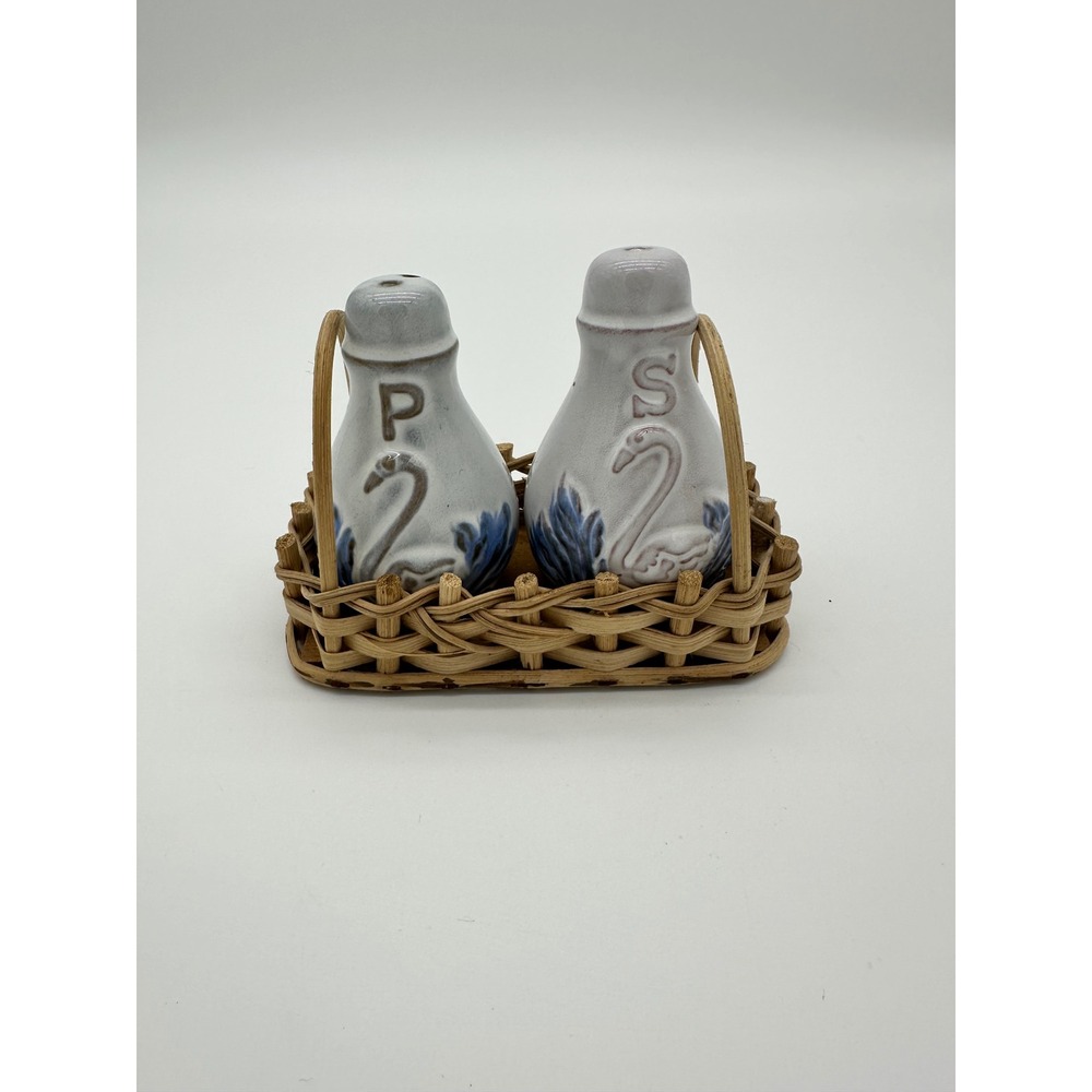 Vintage Giftco Swan Salt and Pepper Shakers with Wicker Caddy White Blue